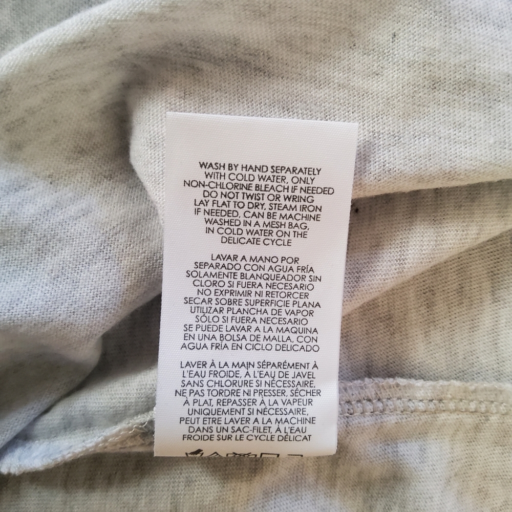 Cabi Knit Floral Heart Top M Grey New - Picture 7 of 7